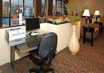 Hotel Quality Morehead Near Atlantic 2*